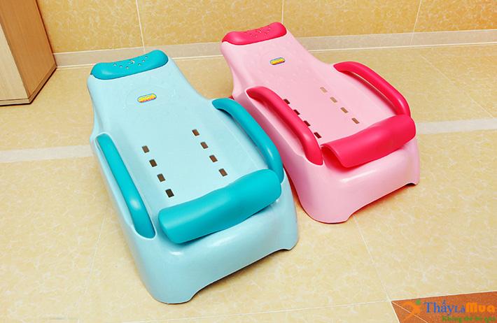 Ghế gội đầu cho bé Việt Nhật - Ghế nằm gội đầu cho bé có tay vịn