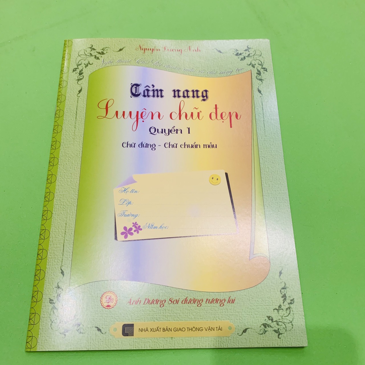 Bộ vở cẩm nang luyện chữ đẹp ánh dương