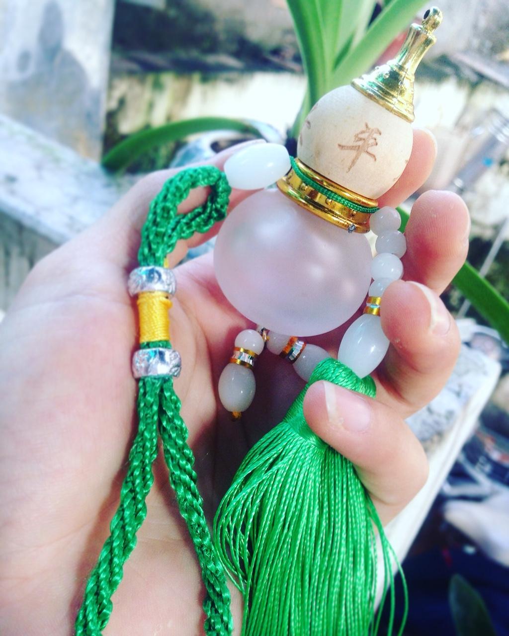 Bình Hồ lô phong thủy đựng tinh dầu màu xanh lá cây