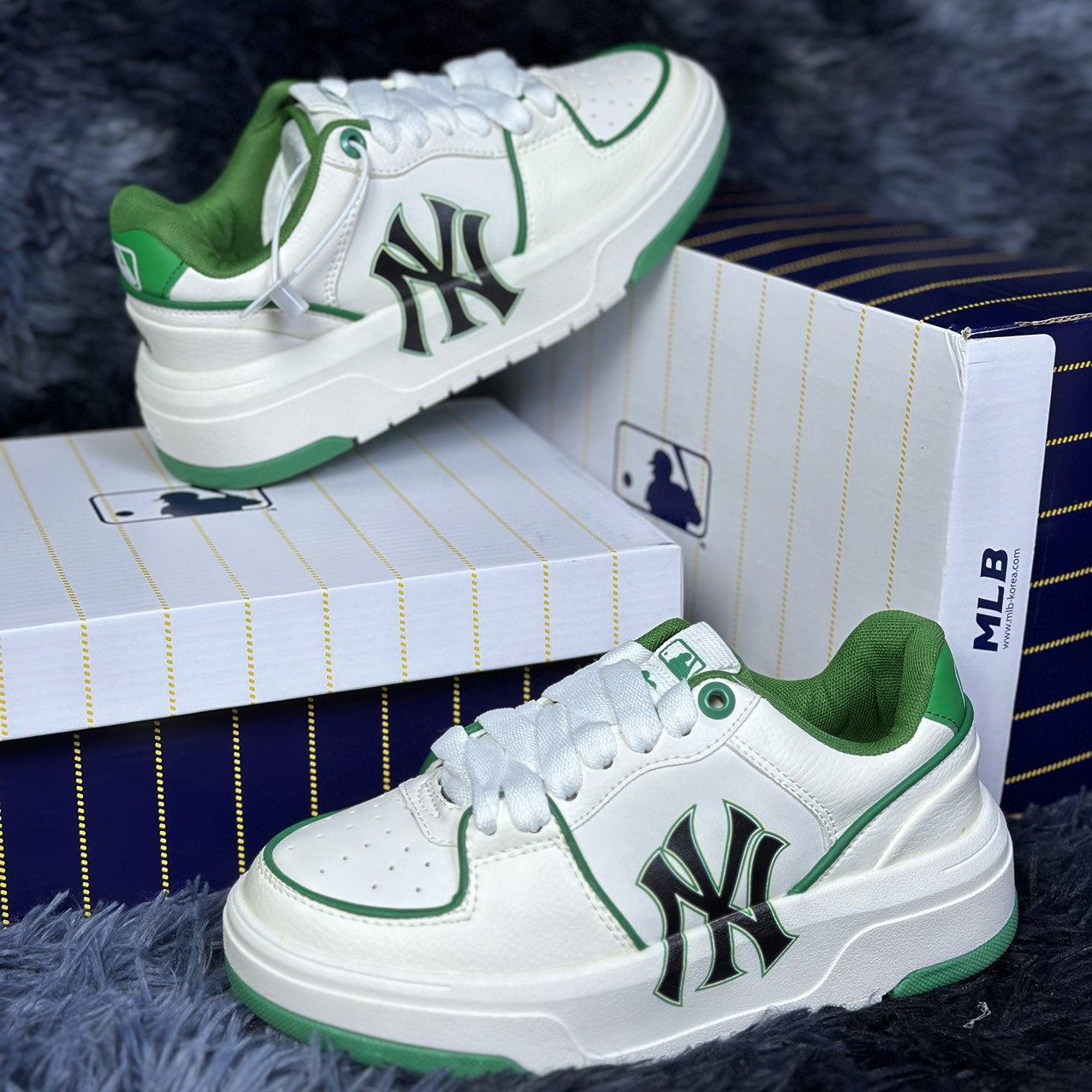 Giày mlb chunky liner new york yankees xanh trắng, đen cổ thấp full bill + box + quà tặng