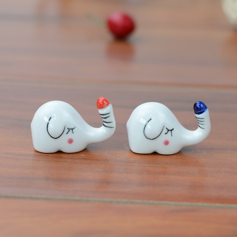 Bộ 6 gác đũa voi đỏ voi xanh phụ kiện bàn ăn - Linh Tâm Mộc Trầm