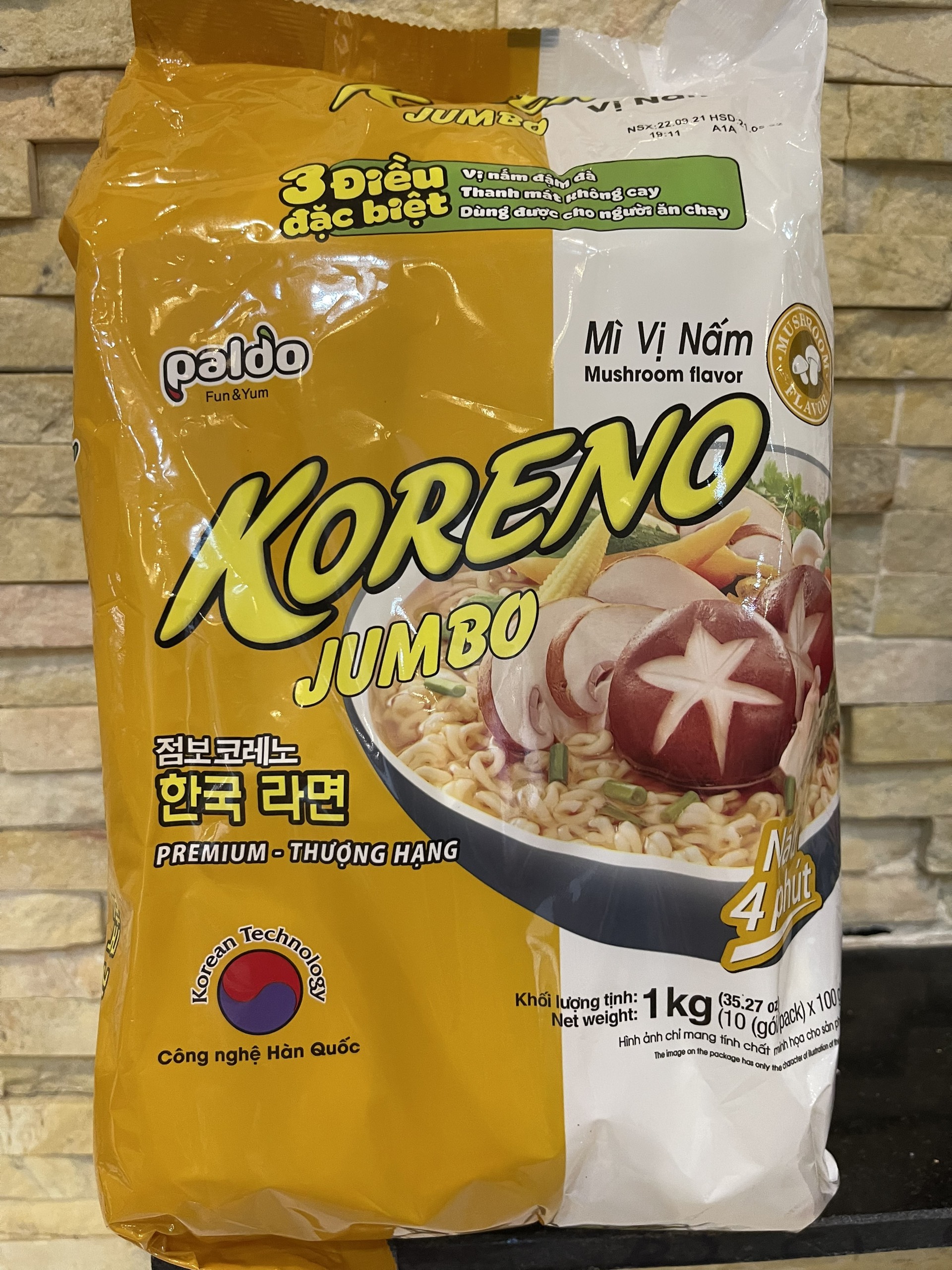 Mì koreno jumbo vị nấm 10 gói*100g