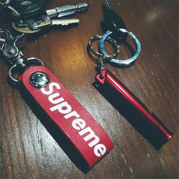 Móc Khóa Da Supreme Leather Keychain