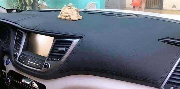 Thảm Taplo Da Vân Các Bon Loại Dày 2 Đường Chỉ ( xe Fordtuner 2016 - 2019)