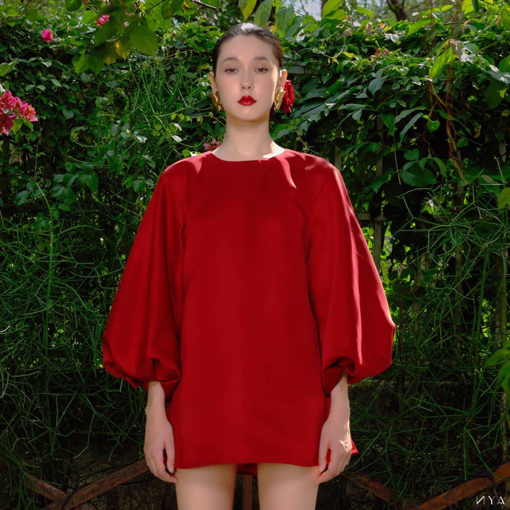 Đầm babydoll ngắn trên gối, tay bồng dài, khoá kéo kim loại phía sau Tulip Dress | NYA STUDIO