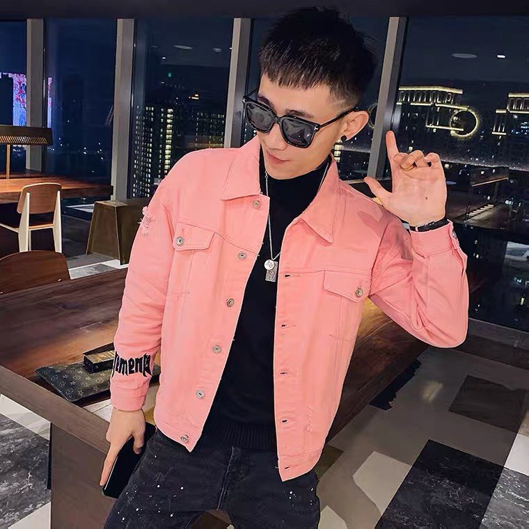 Áo khoác jean kaki nam màu hồng nhạt rách sau lưng phá cách cực đẹp , áo gió jean kaki cổ bẻ cài nút nam SOLO SHOP KKJ1