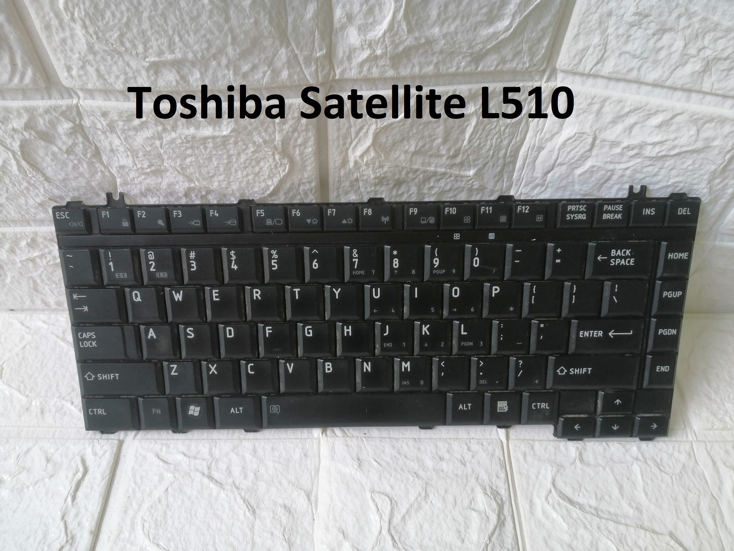 PHÍM LAPTOP Toshiba Satellite L510
