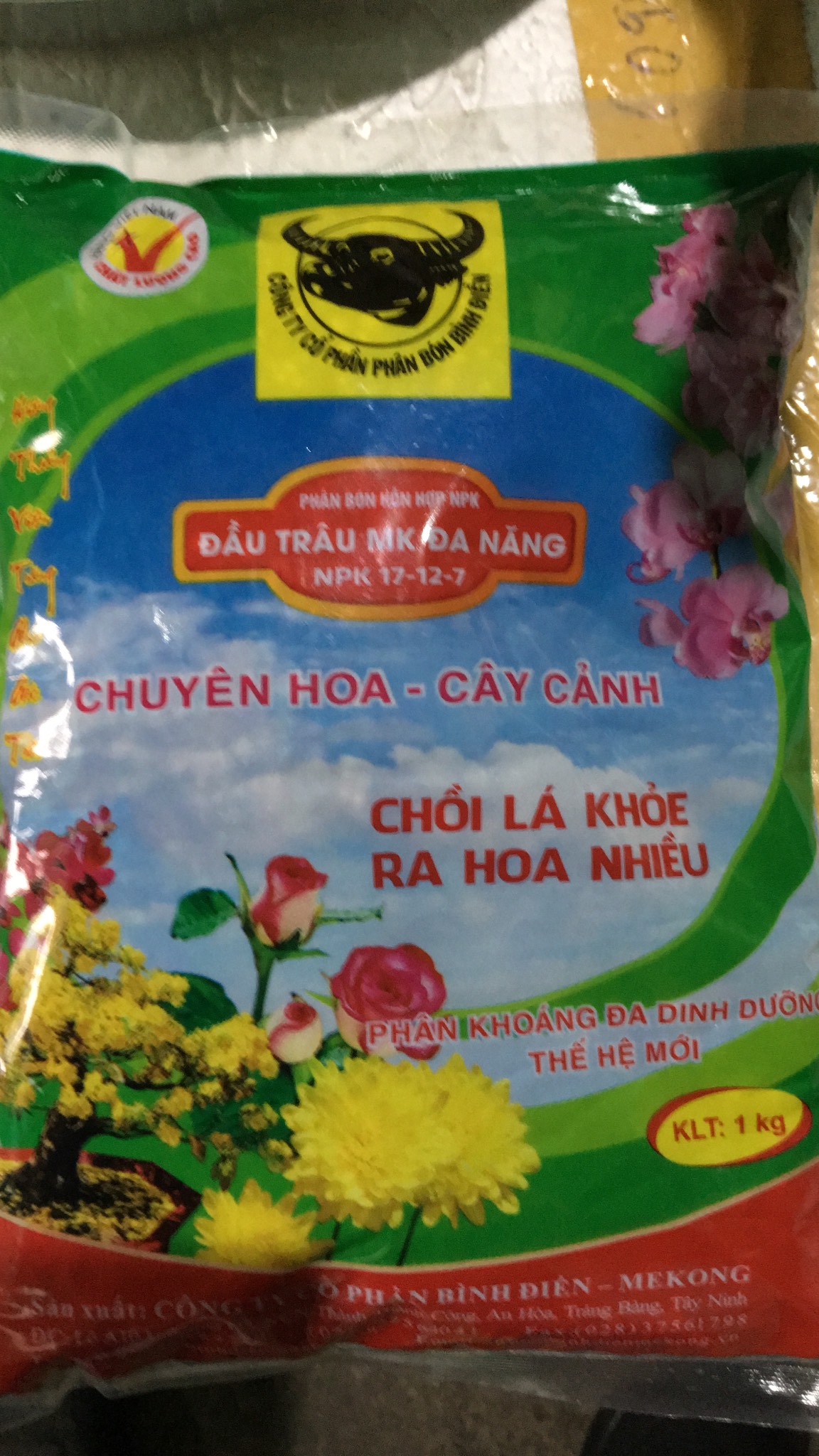 Phân bón Đầu trâu NPK 17-12-7 túi 1kg