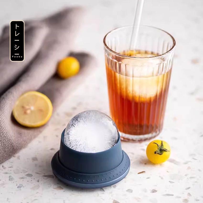 Puppy big size silicone round ice cube tray with smart cover plus size silicone fridge Ice Cube mold