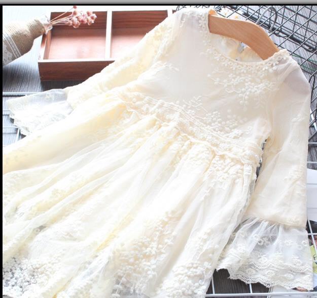 VÁY CÔNG CHÚA PHỐI REN LƯỚI CHO BÉ GÁI XINH XẮN ĐIỆU ĐÀ