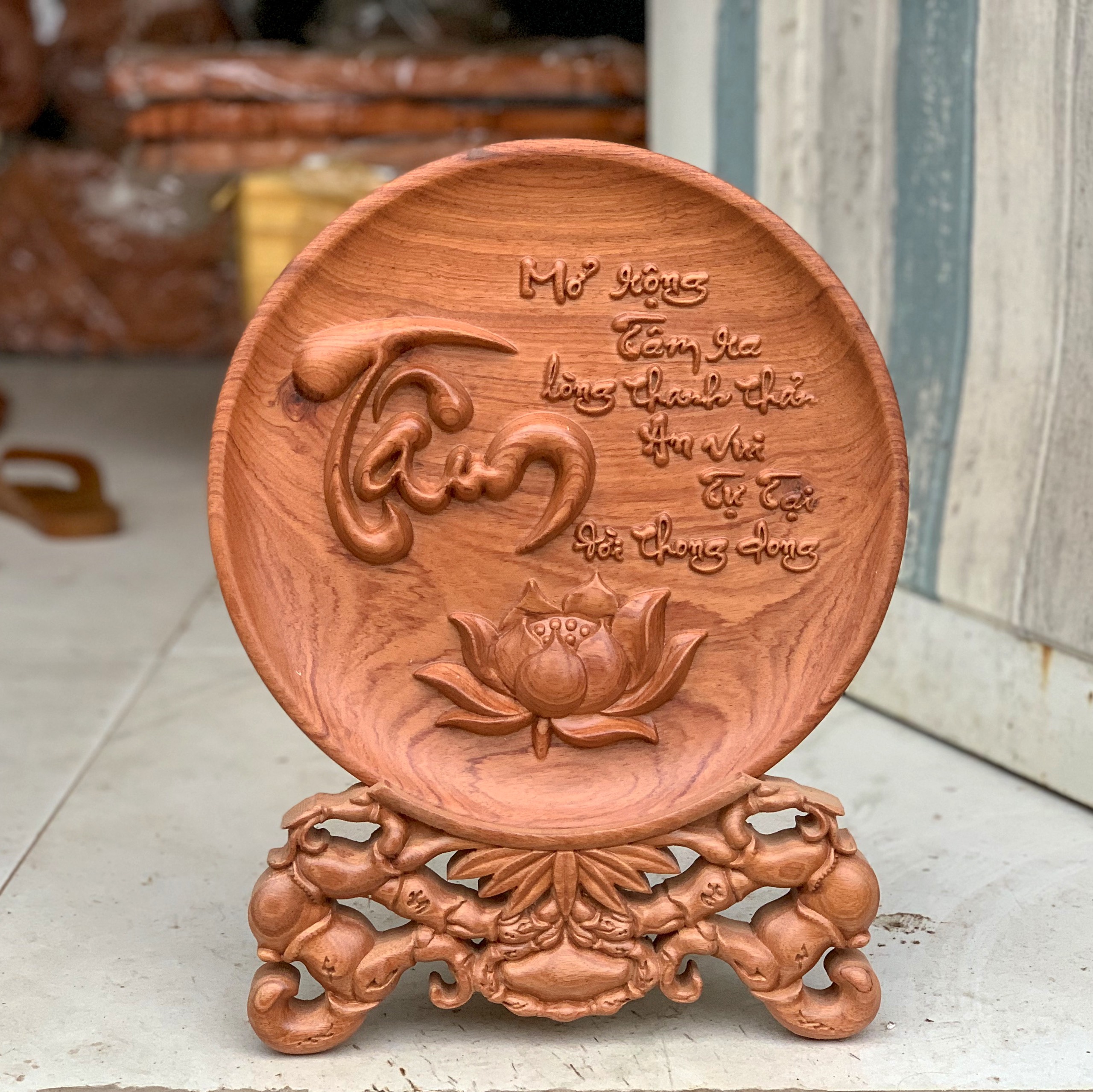 Tranh đĩa gỗ (mẫu chữ Tâm) đường kính 30 cm