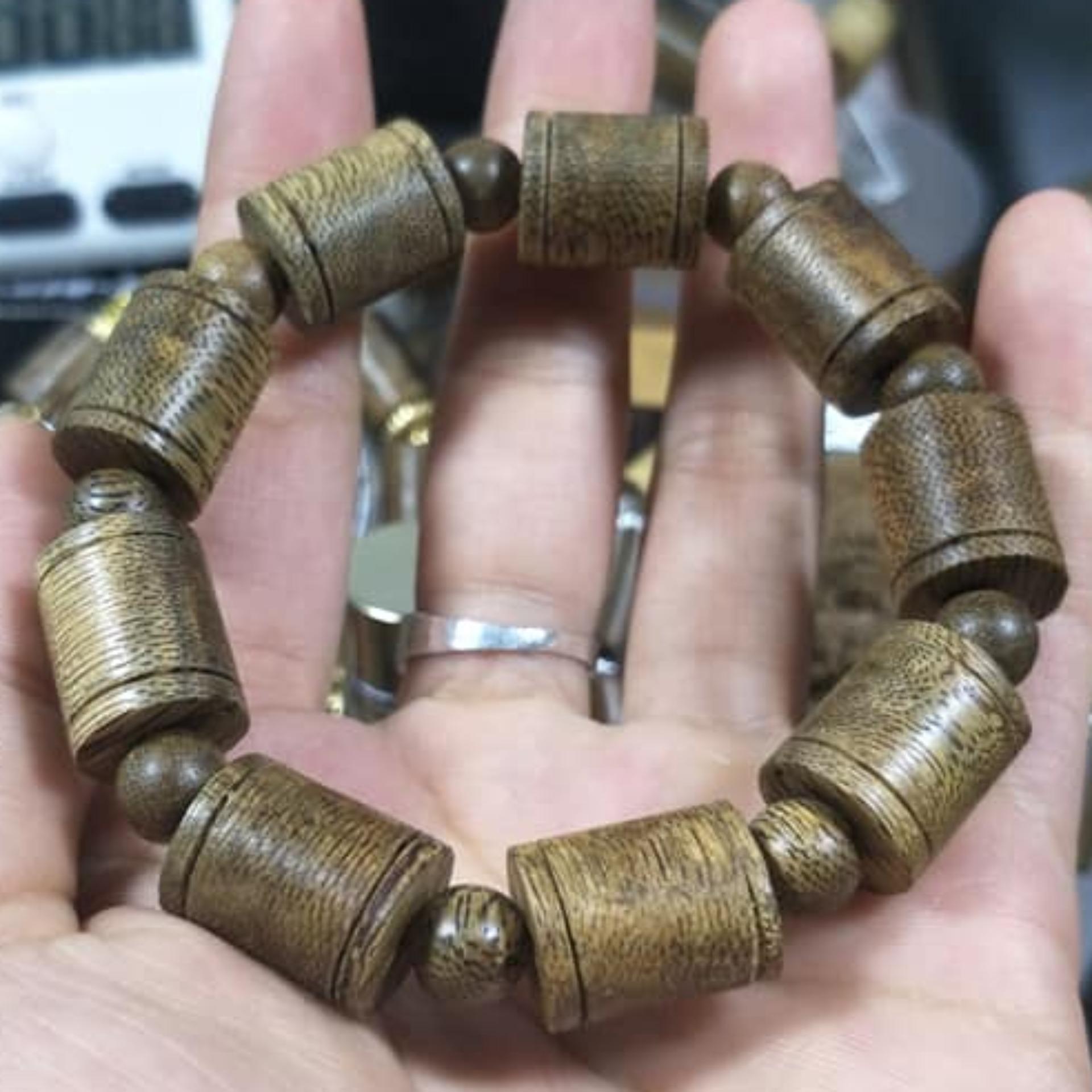 Vòng Tay Trầm Hương Tự Nhiên Trơn CAO CẤP ĐEM LẠI MAY MẮN - TÀI LỘC