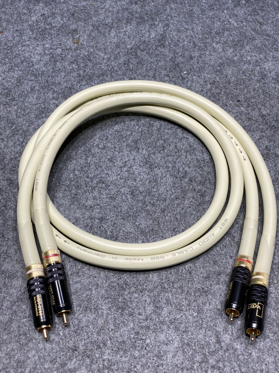 Dây av wbt 888 made in germany