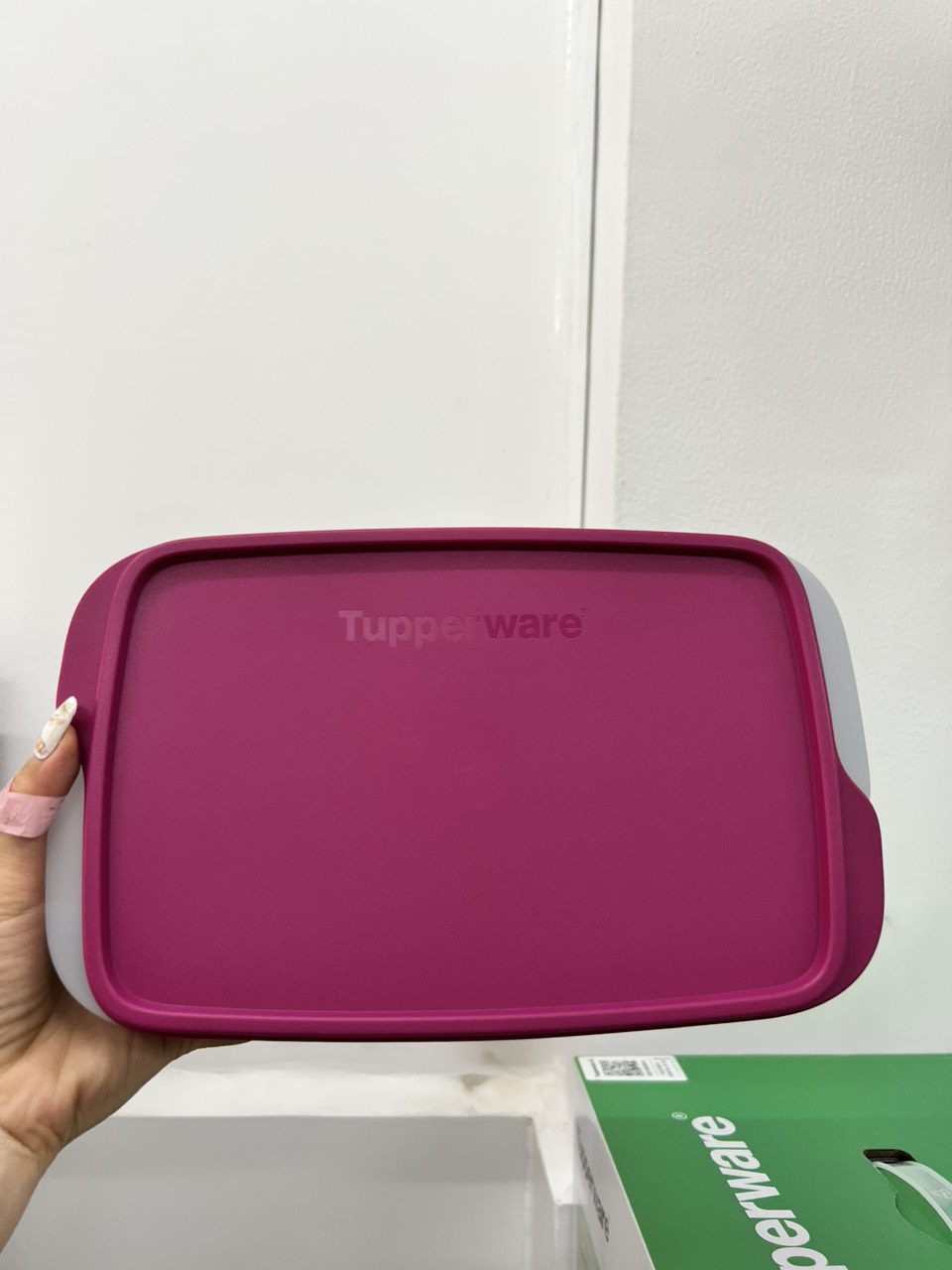 Hộp cơm cool teen 1L, tupperware, màu Tím đậm, mang tiện ích bữa ăn cho bạn