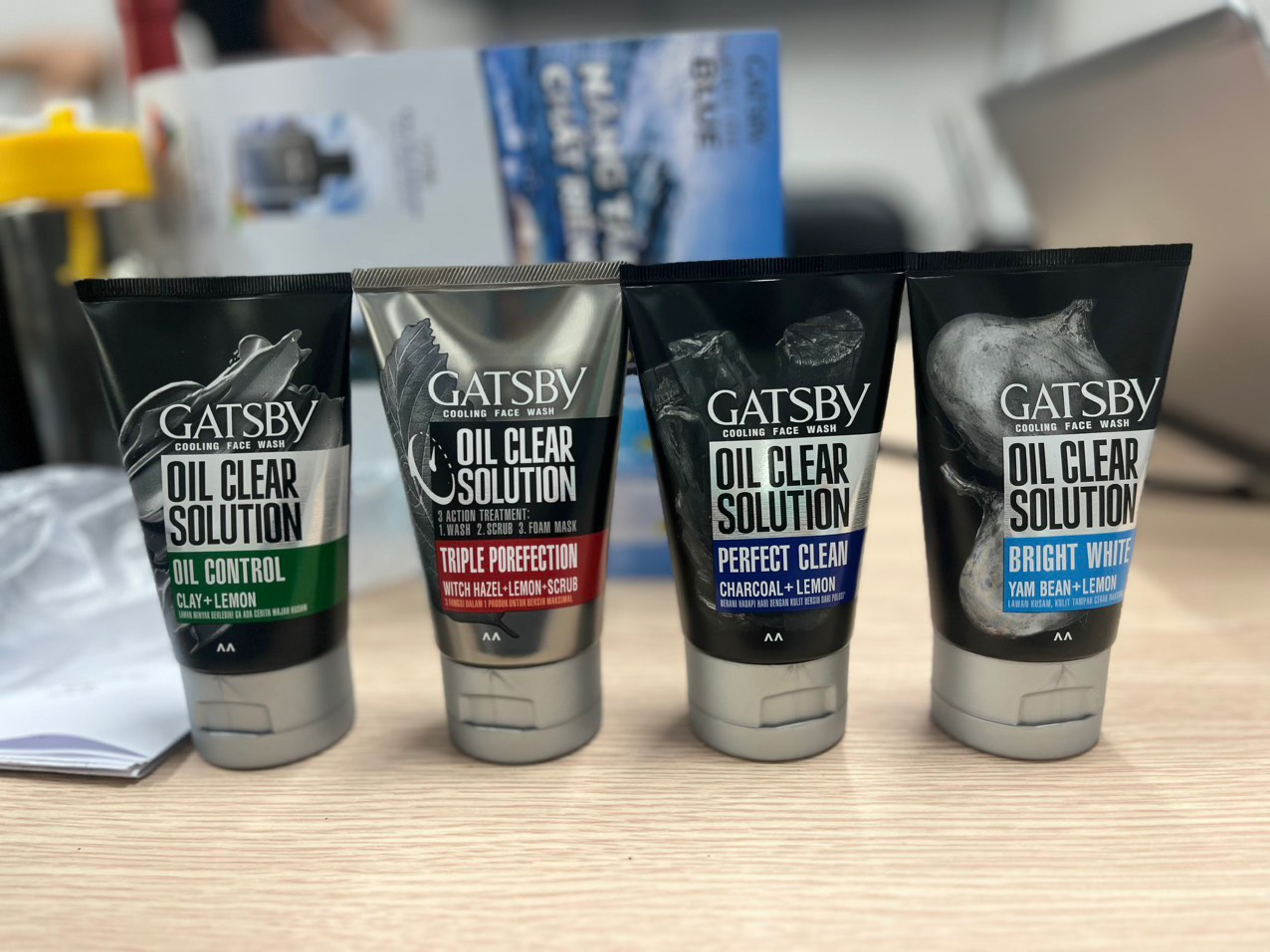 Sữa rửa mặt Gatsby Oil Clear Solution 100g, sữa rửa mặt kiềm dầu