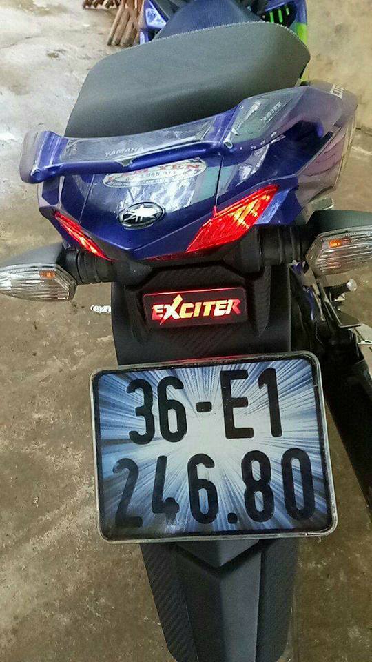 Dè FZ vảnh cao-xa bánh lắp exciter 150-..có đèn.
