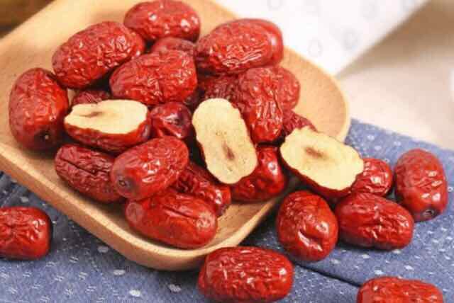 200gr quả táo đỏ dùng nấu chè - 200gtaodo