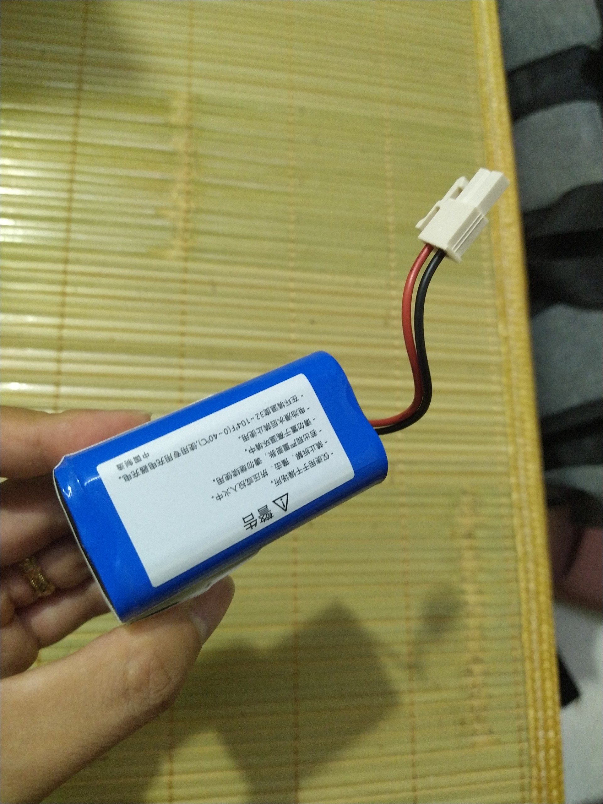 Pin thay thế cho robot hút bụi ilife x800