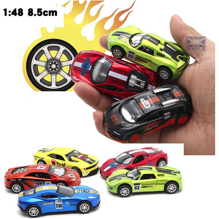 Xe ô tô chạy cót đồ chơi trẻ em bộ 5 chiếc bằng hợp kim sắt 5 màu khác nhau