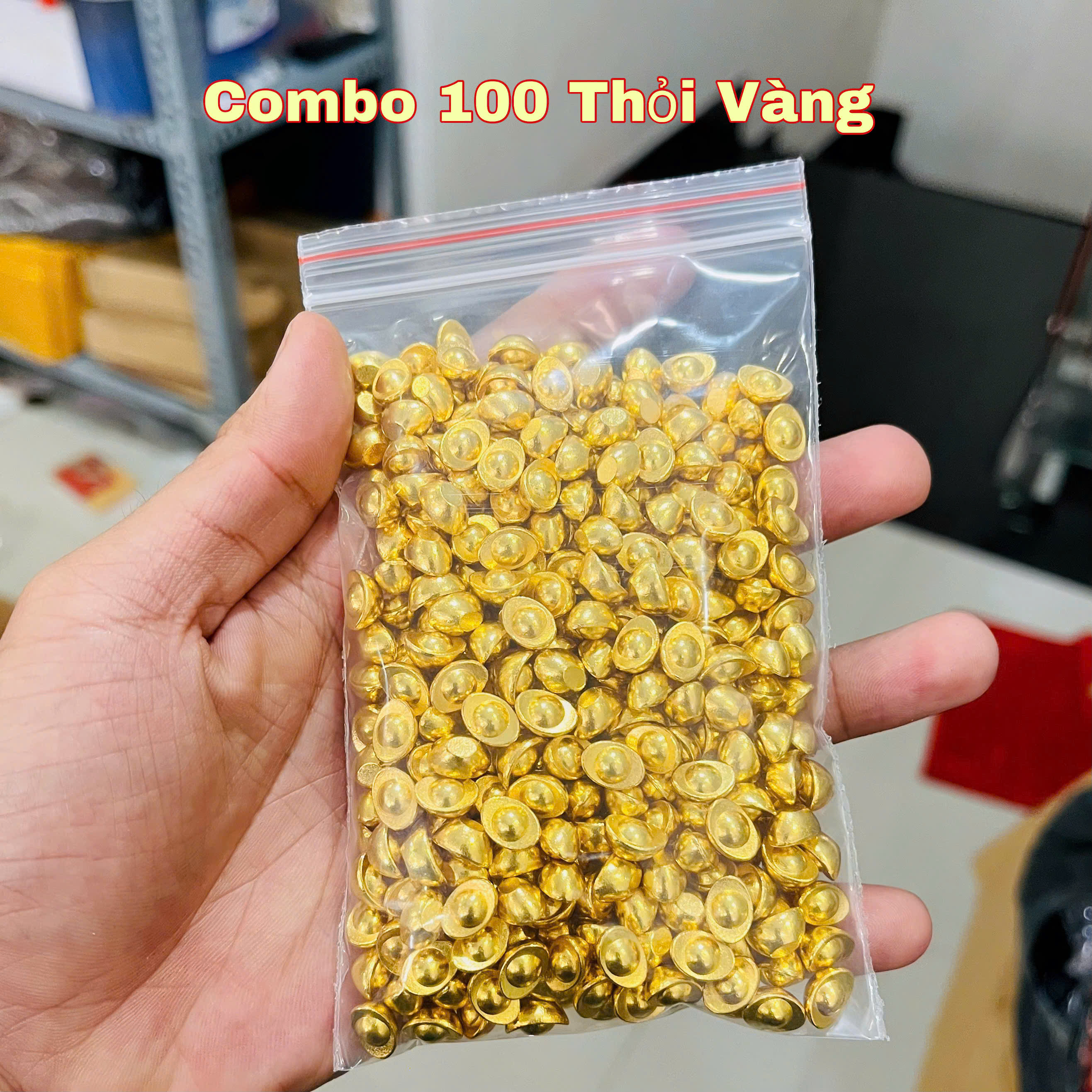Combo of 100 Mini Metal Gold Ingots Feng Shui Lucky Fortune Used to Decorate Work Desks, Altars to the God of Wealth