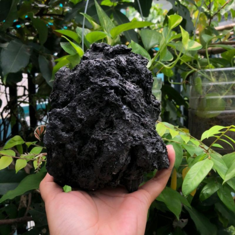 Đá đen gia lai 1 kg. trang trí bể cá