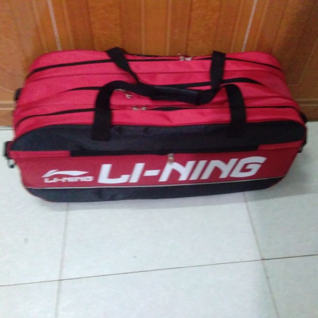 Bao vợt cầu lông vuông 3 ngăn chính