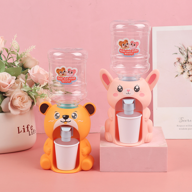 Bình Nước Mini Cho Trẻ Em Đài Phun Nước Uống Sữa Nước Trái Cây Dễ Thương
