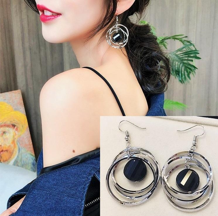 Bông tai Bell Mew vòng tròn đan xen sành điệu BT30