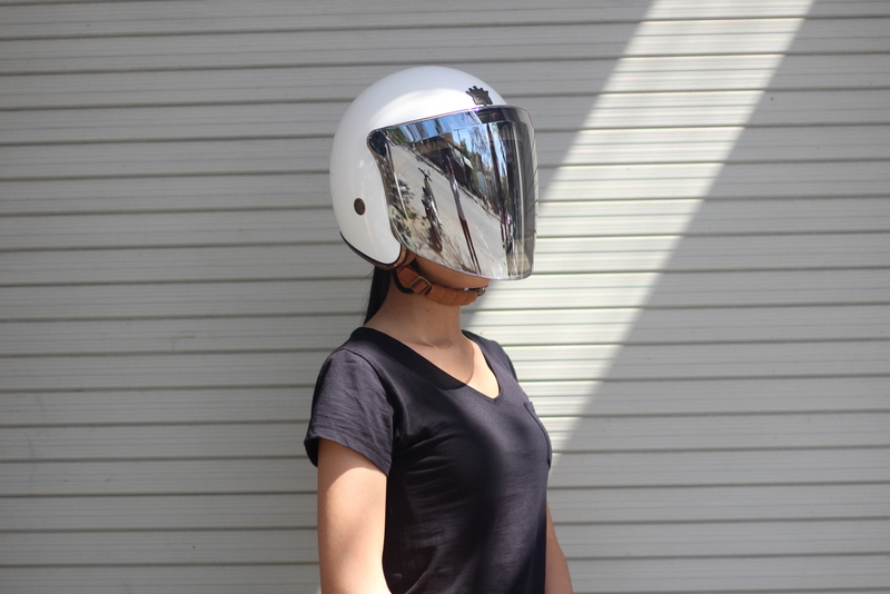 KÍNH FLAT ROYAL GẮN NÓN BẢO HIỂM 3/4