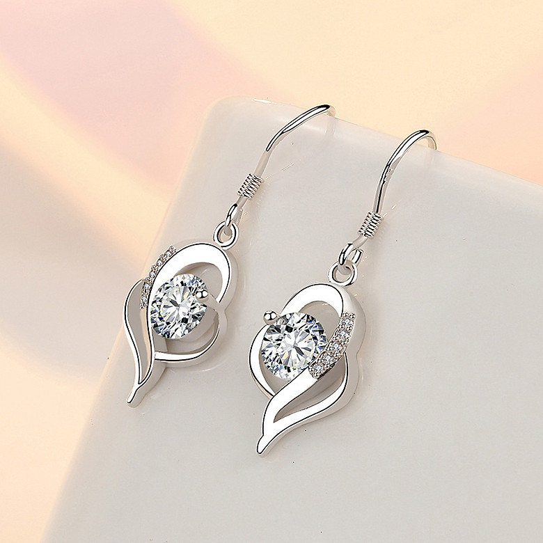 Khuyên tai nữ bông tai hình trái tim đá zircon