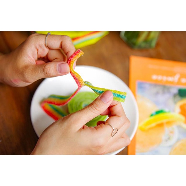 Cầu vòng Chupa Chups Sour Belt Mới Siêu Dài, Siêu Ngầu 1m 12 Dây Kẹo 1 Mét