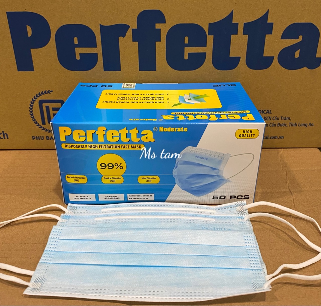 Khẩu Trang Y Tế 3 Lớp Cao Cấp Perfetta Moderate màu xanh dương nhạt ,1hộp 50 cái