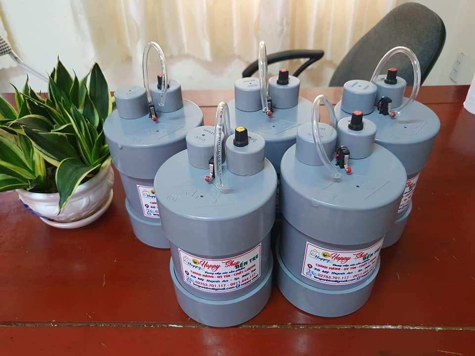 BÌNH RÓT RUỢU TỰ ĐỘNG CÓ ĐÈN LED