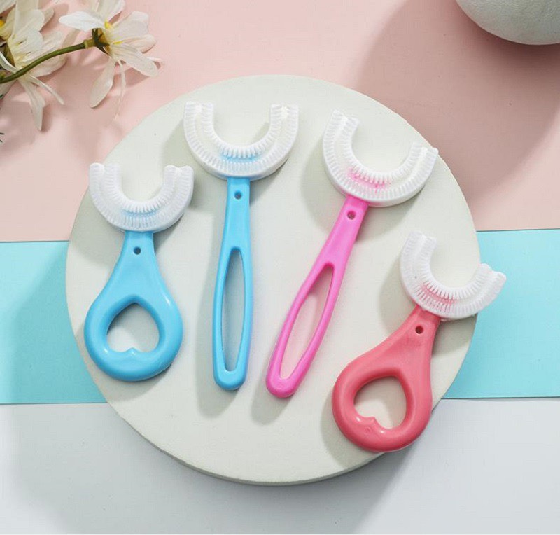 Bàn chải đánh răng cho bé - bàn chải răng silicon trẻ em - bàn chải hình chữ U cho bé tập đánh răng - bàn chải silicon tốt hơn bàn chải thường , dùng bàn chải nào cho bé mới tập đánh răng - tốp bàn chải đánh răng tốt cho bé