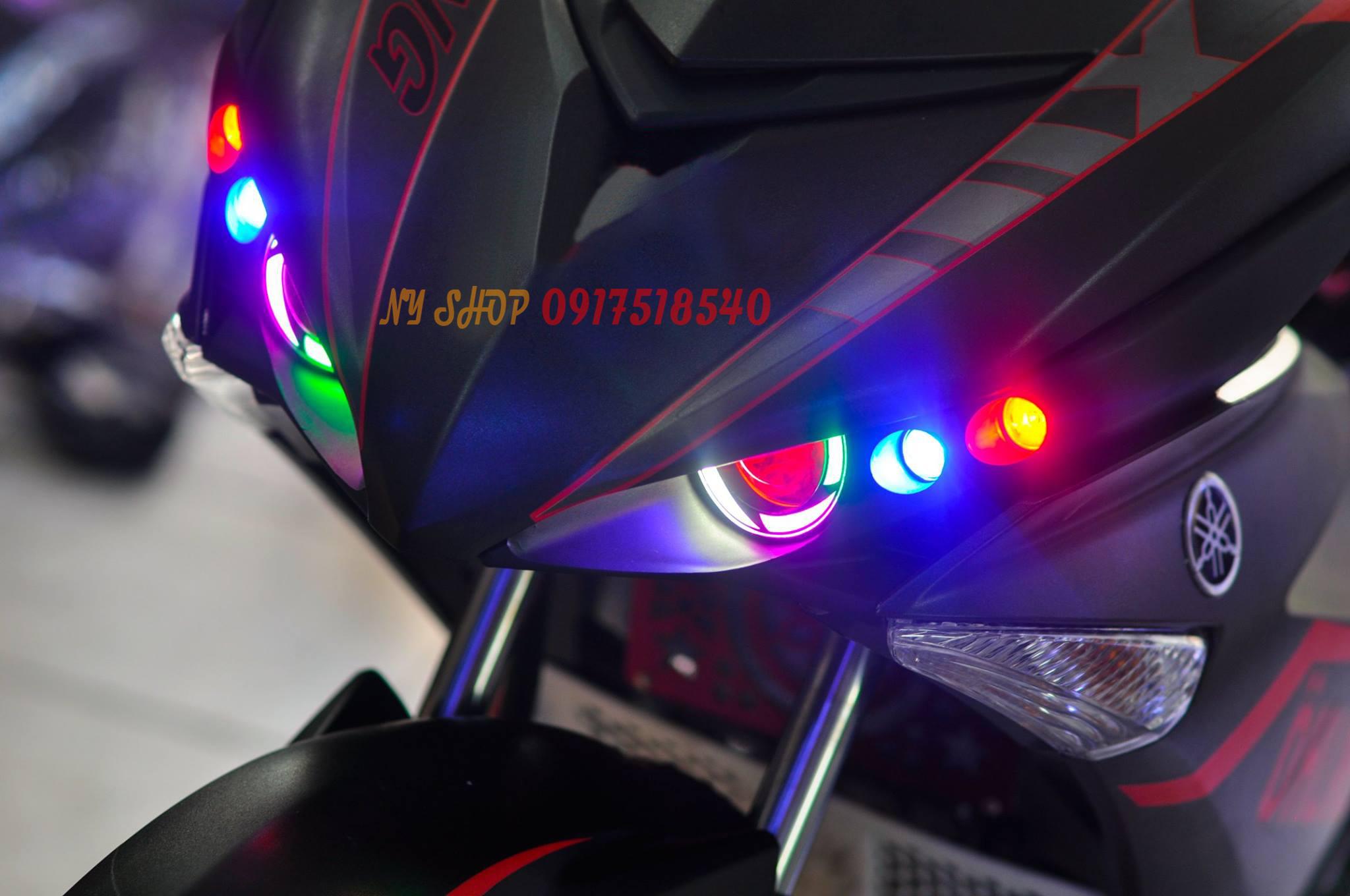 BỘ KHUÔN CÚ LẮP EXCITER 150 TẶNG CÔNG TẮC ( 1 BỘ ĐỦ ĐÈN VÀ KHUÔN NHỰA)