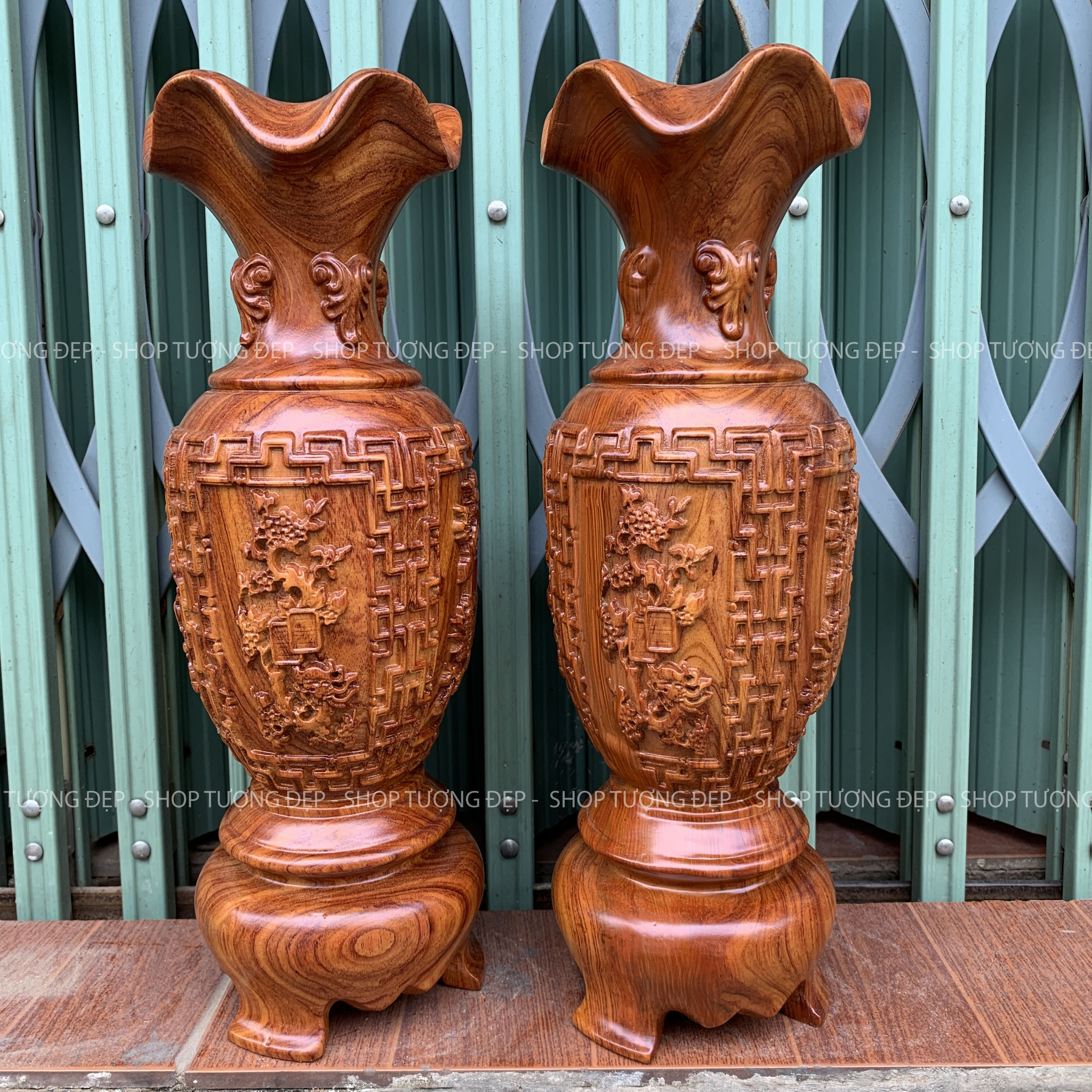 Lộc bình gỗ hương đục tứ quý ( cao 40 đường kính 14 - mẫu trơn)