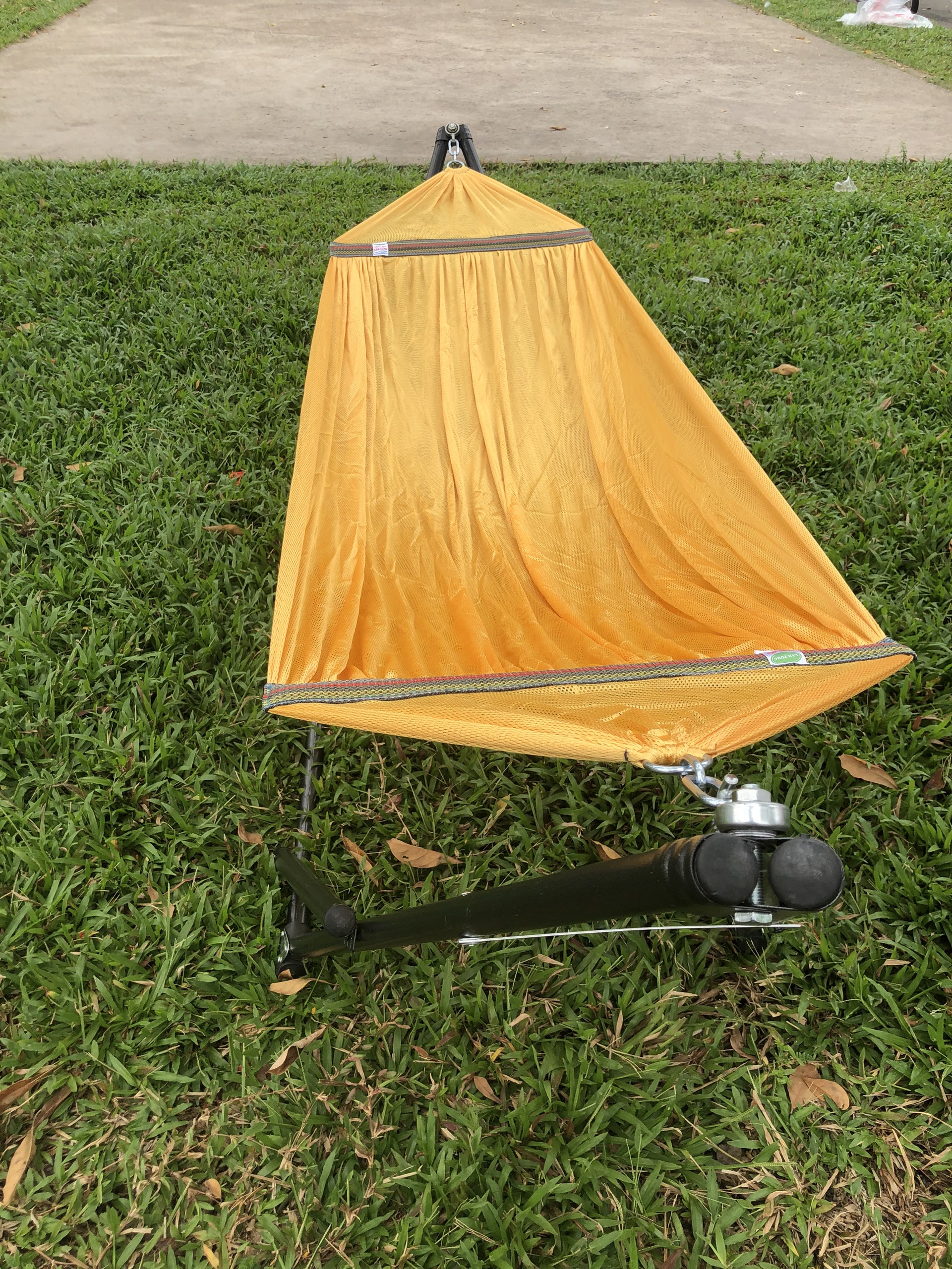Thanh lý Lưới võng đại cán thép 60cm lưới võng rộng chất lưới dày chỉ có màu vàng
