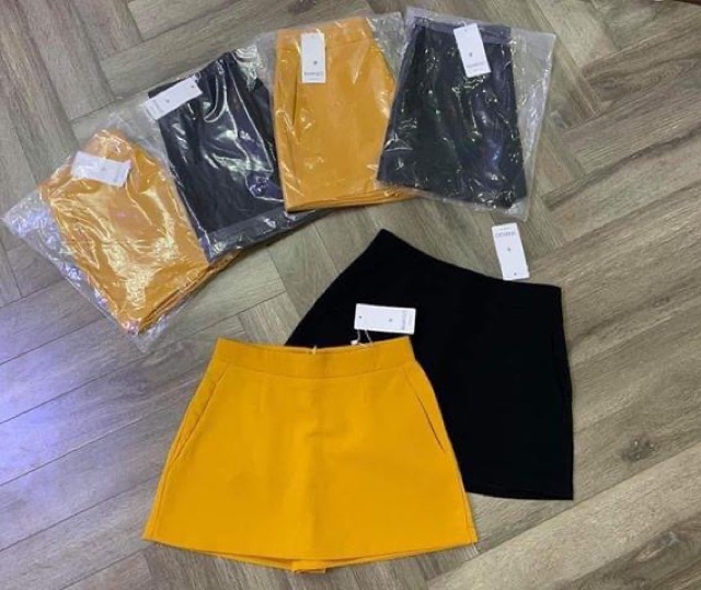 Quần váy chữ a hot trend