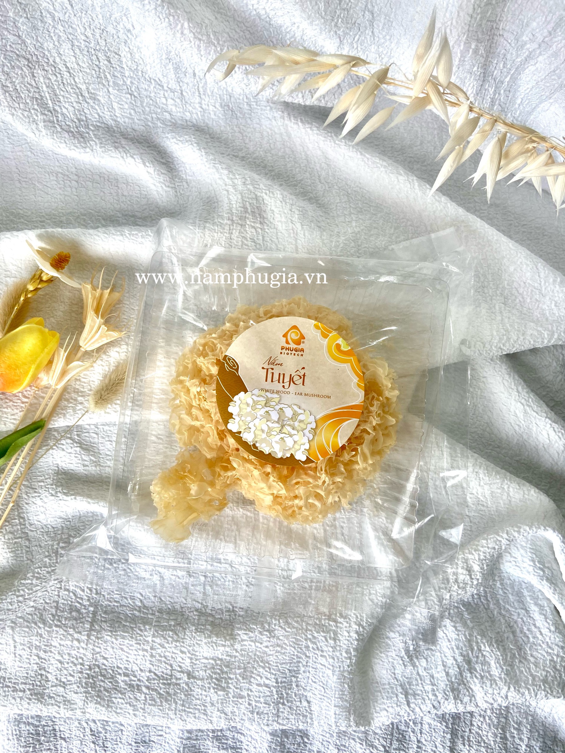 Nấm tuyết khô cao cấp khay 40g - nấm phú gia
