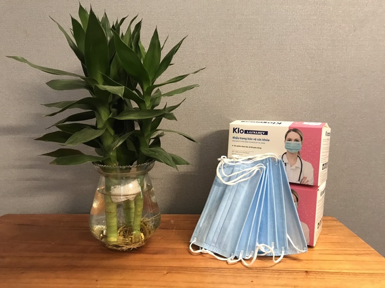 Combo 10 Chiếc Khẩu Trang Mask 4 Lớp Kháng Khuẩn KIo Luxury. Khẩu Trang Y Tế  Kháng Khuẩn 4 Lớp .