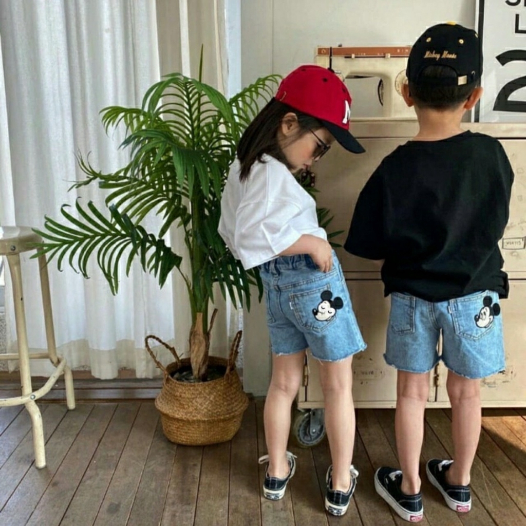 Freeship - mẫu mới - quần jean mickey cho bé trai bé gái 8-18kg