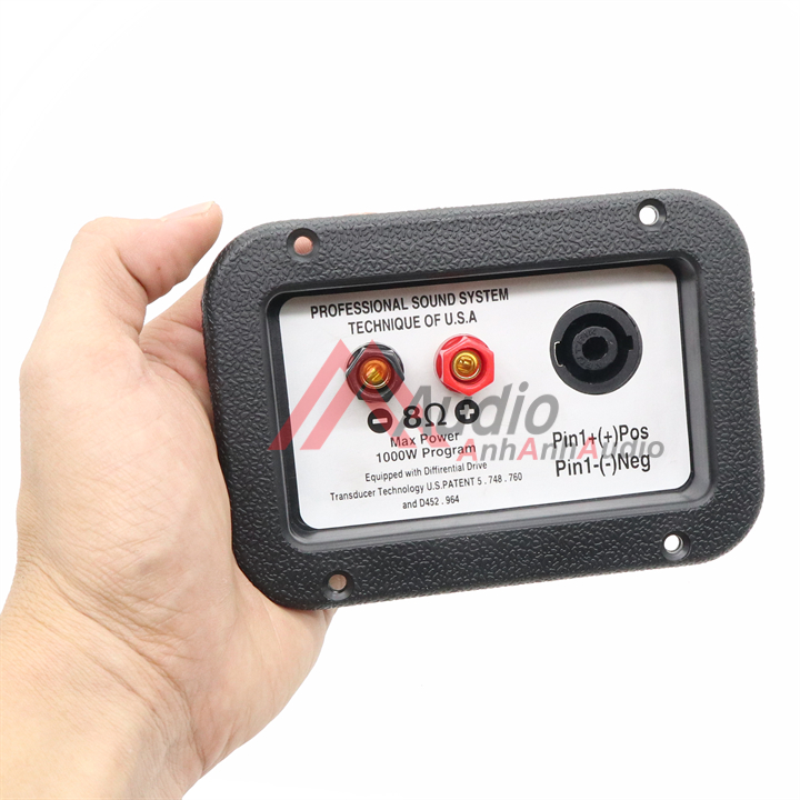 [HCM]Trạm loa nhựa có Jack Speakon  kích thước 9 x 14  giá 01 chiếc