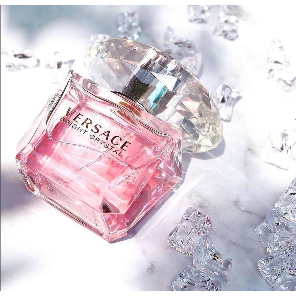 Nuớc hoa nữ Versace Bright Crystal Eau de Toilette 90ml