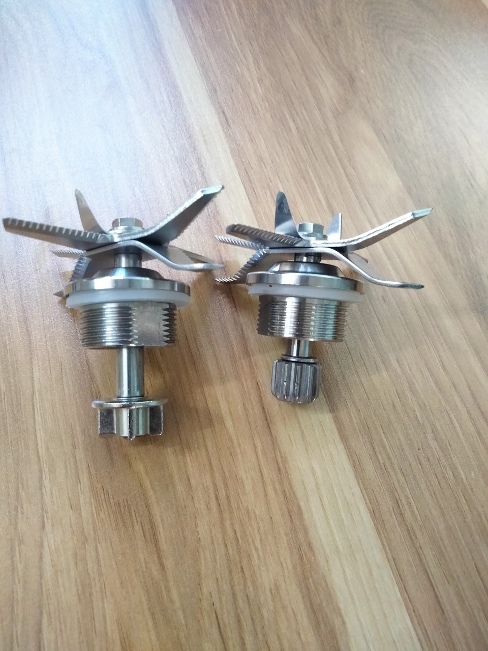 Bộ Lưỡi dao kèm gioăng của Máy làm sữa hạt Ranbem 735H 735i 769S khắc phục lỗi chẩy nước, kêu to bất thường.phụ kiện máy làm sữa hạt