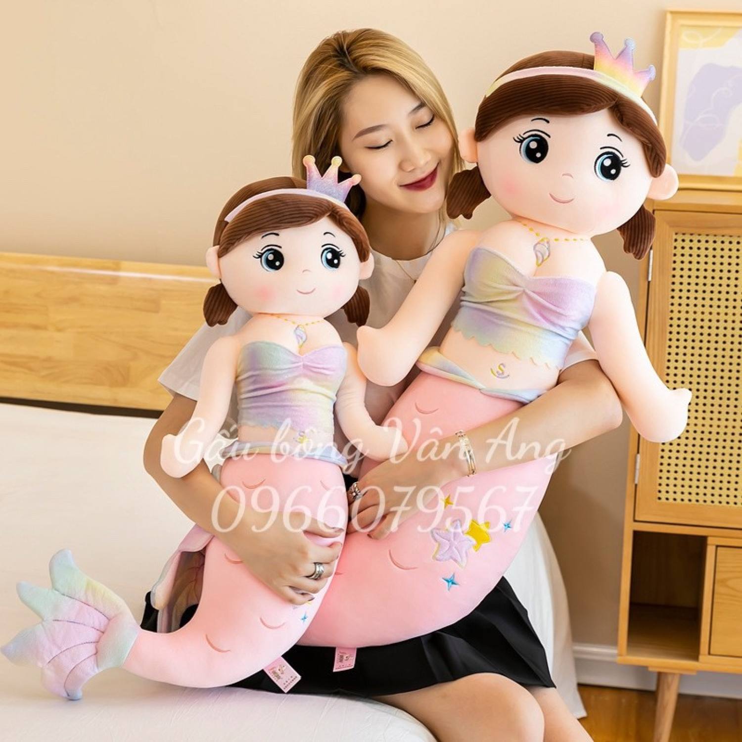 Gấu bông nàng tiên cá tóc nâu, tiên cá vương miện cầu vồng