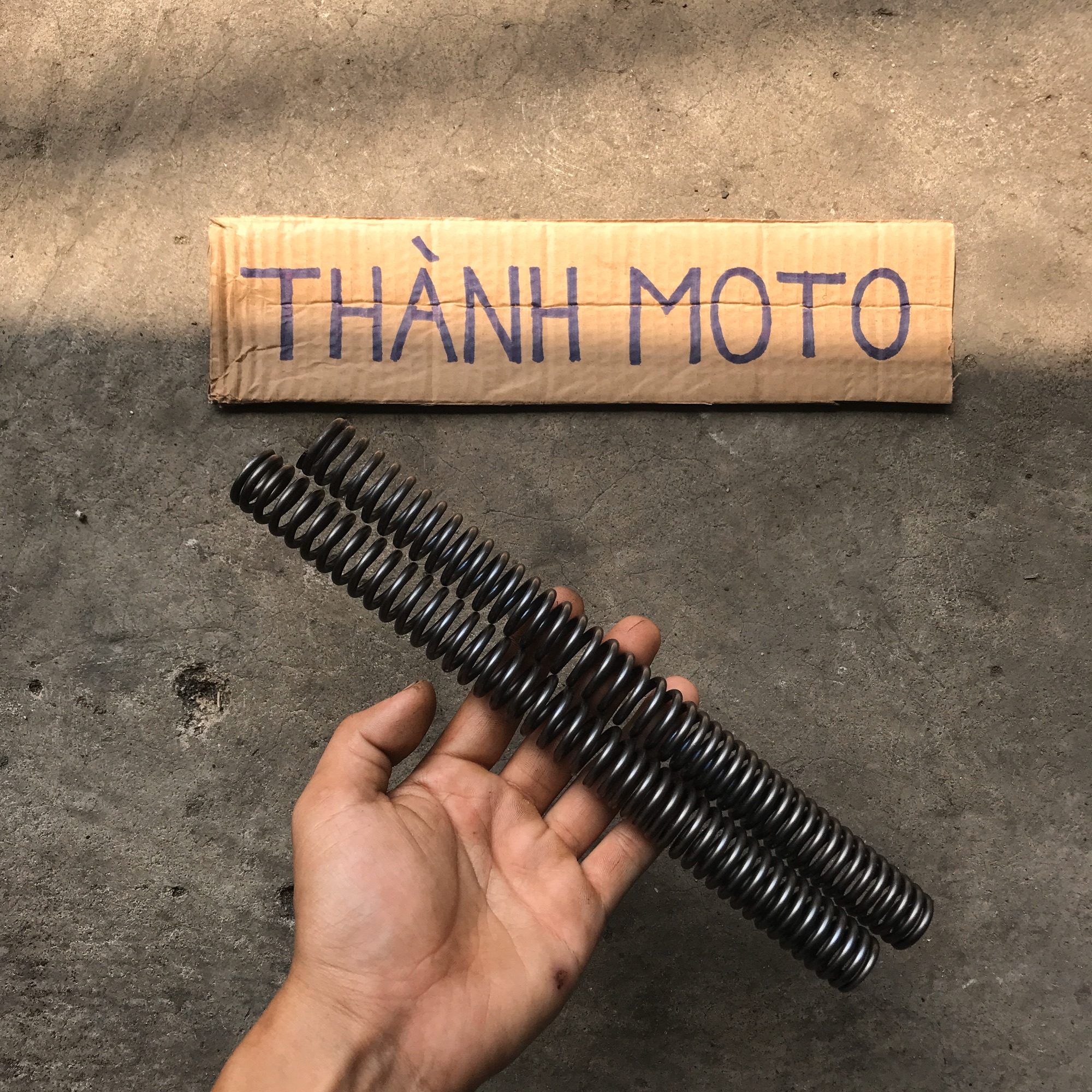 [HCM]Lò xo phuộc trước xe Winner khắc phục phuộc yếu tiếng kêu lụp cụp lảo đảo tay lái