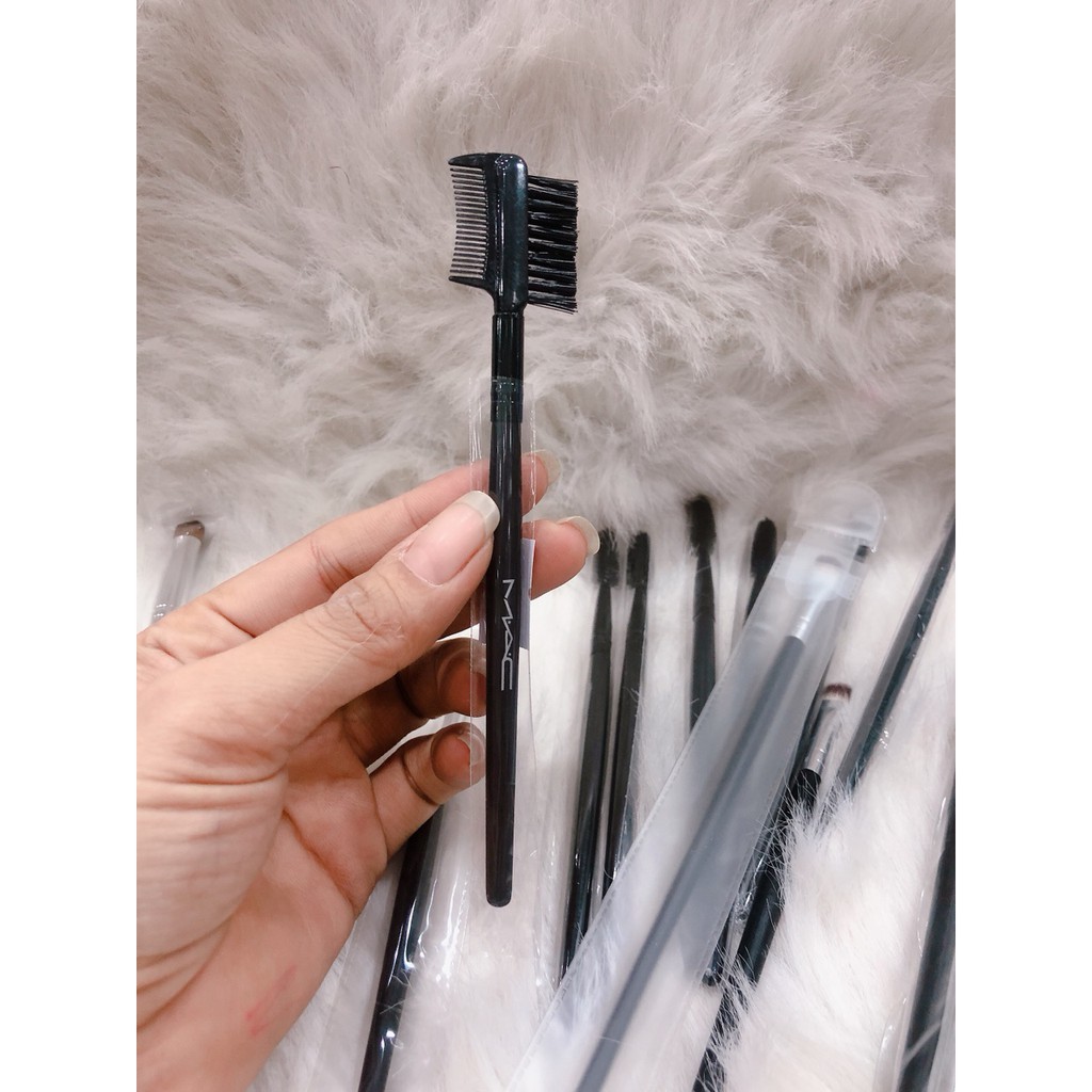 Cọ lược chải chân mày và cọ lông mi, cam kết hàng đúng mô tả, chất lượng đảm bảo an toàn đến sức khỏe người sử dụng