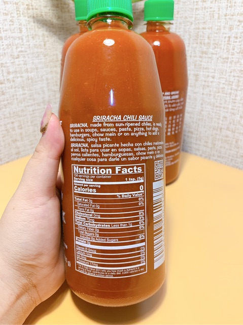 Tương ớt Sriracha chai gần 800ml