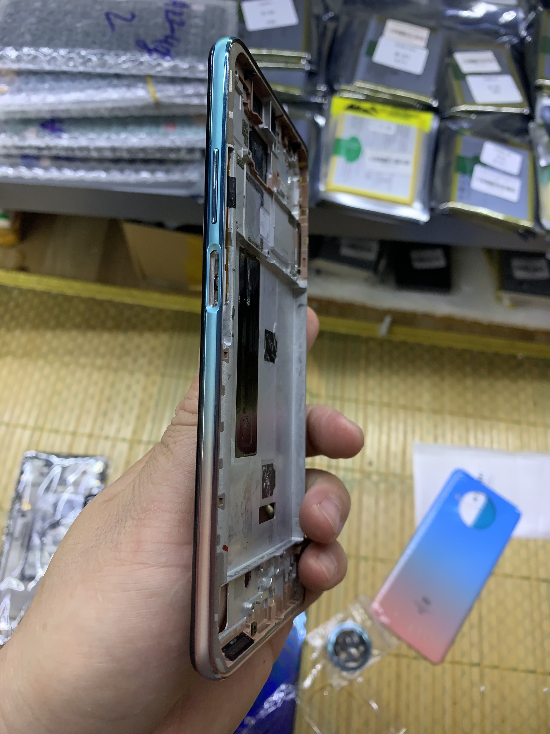 Bộ xương vỏ, kính lưng redmi note 9 pro - 5g / mi 10t lite