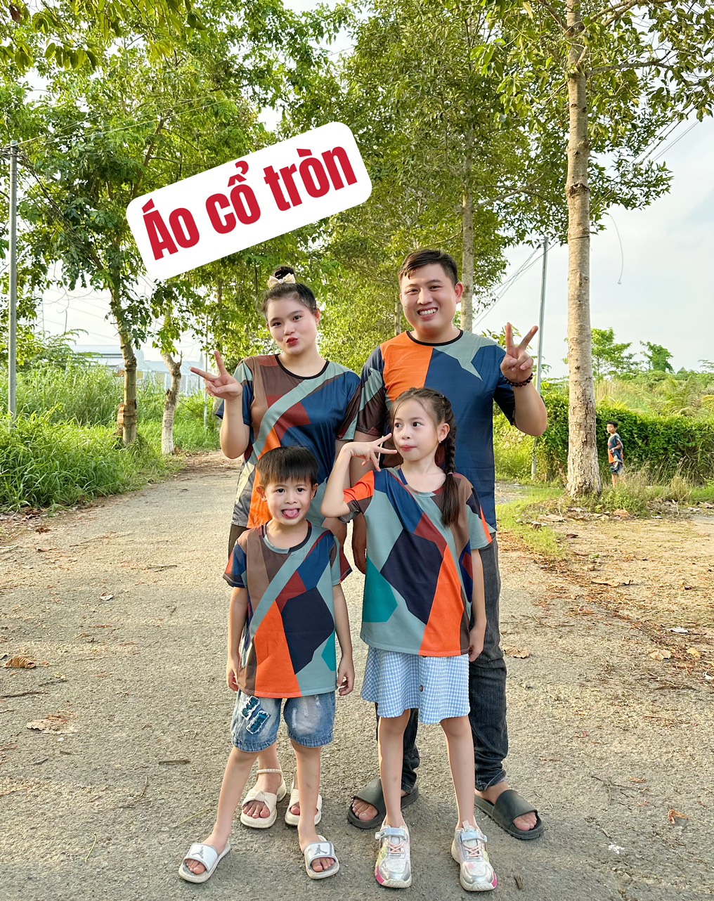 áo thun cổ tròn theo phong cách Thầy Thích Minh Tuệ